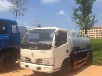 成都12噸灑水車廠家直銷 低價轉讓、專業改裝與靈活出租一站式服務